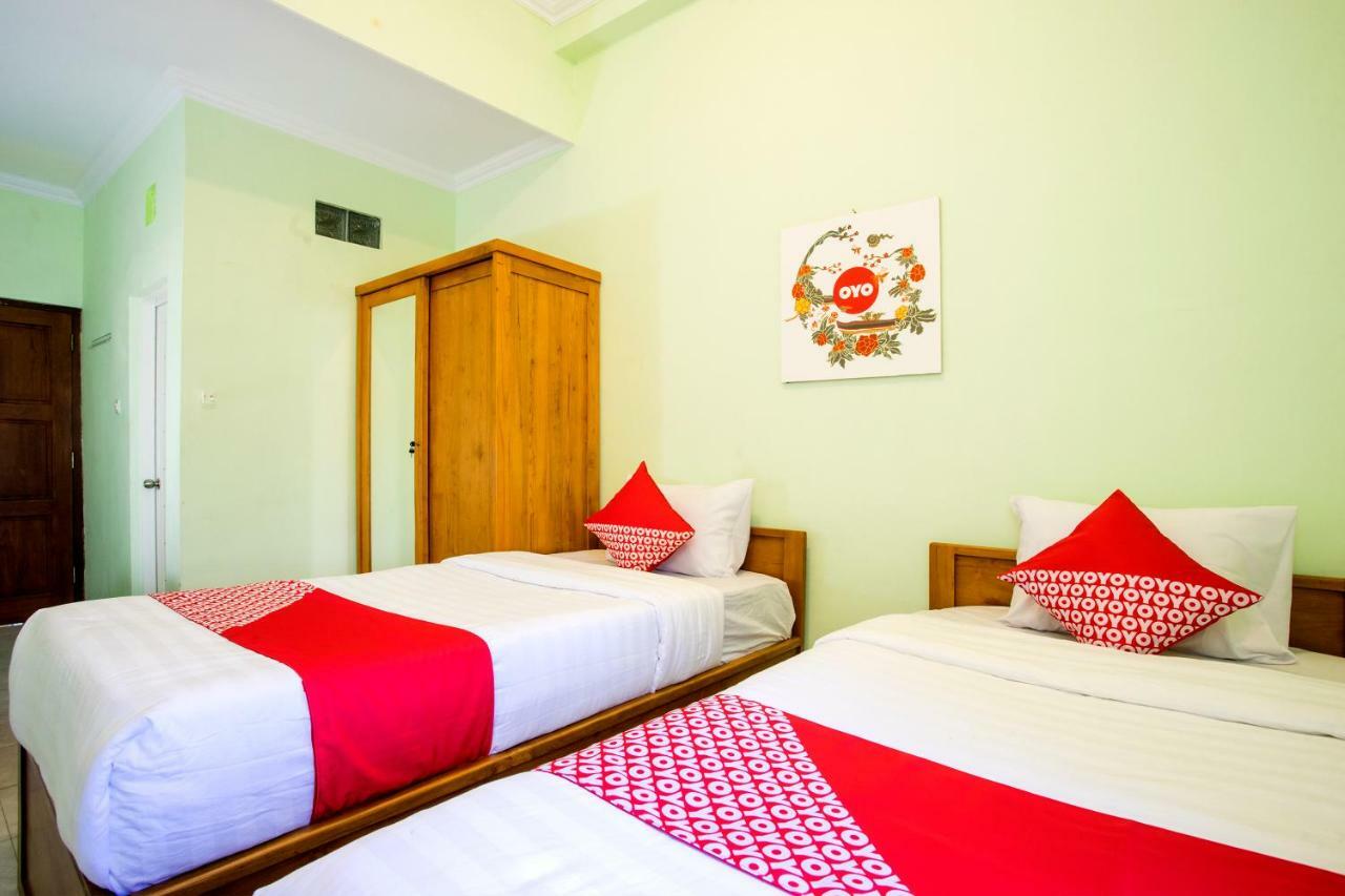 OYO 1419 Rhona Guest House Syariah Near RSUD Kota Yogyakarta Bagian luar foto